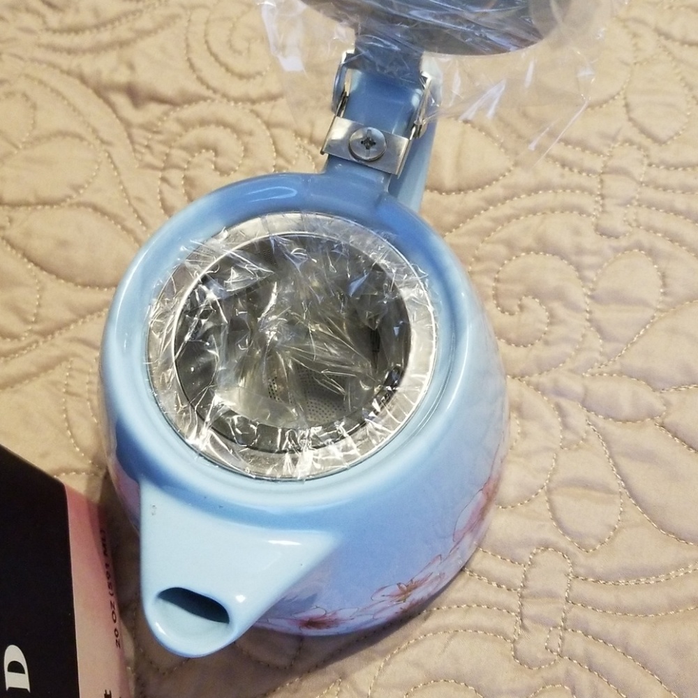 Alfred Teapot - Picture 2 of 3